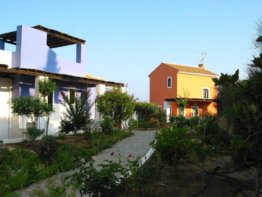 Ilis Villas Kastro-Kyllini Exterior photo